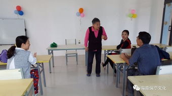 專家志愿者進圖書館，家庭教育咨詢點亮少兒服務區